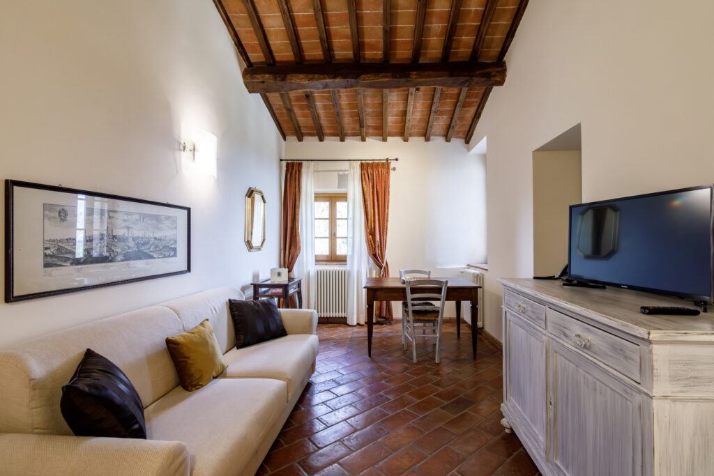 Suite, photograph 2