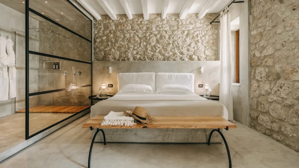 Junior Suite, photograph 1