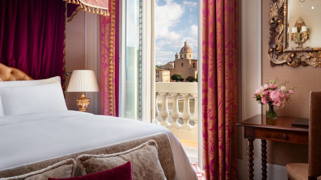 Guest rooms, photograph 2