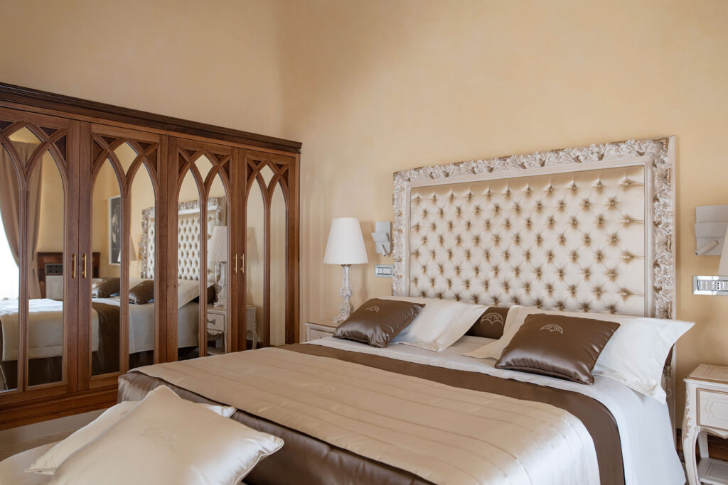 Serenity Suite, photograph 1