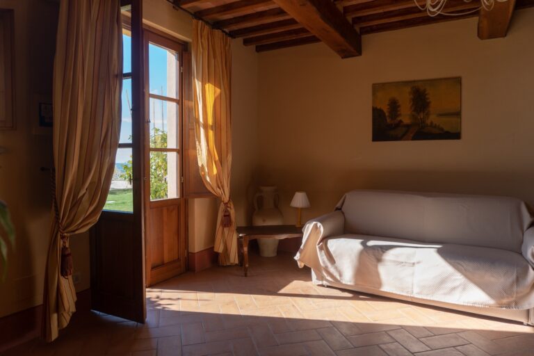 A Frantoio Sitting Room, Agriturismo Cima alla Serra