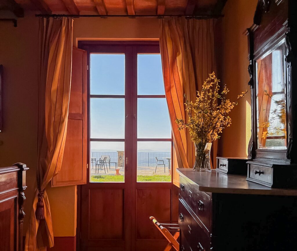 The Cipressino Apartment, photograph 2