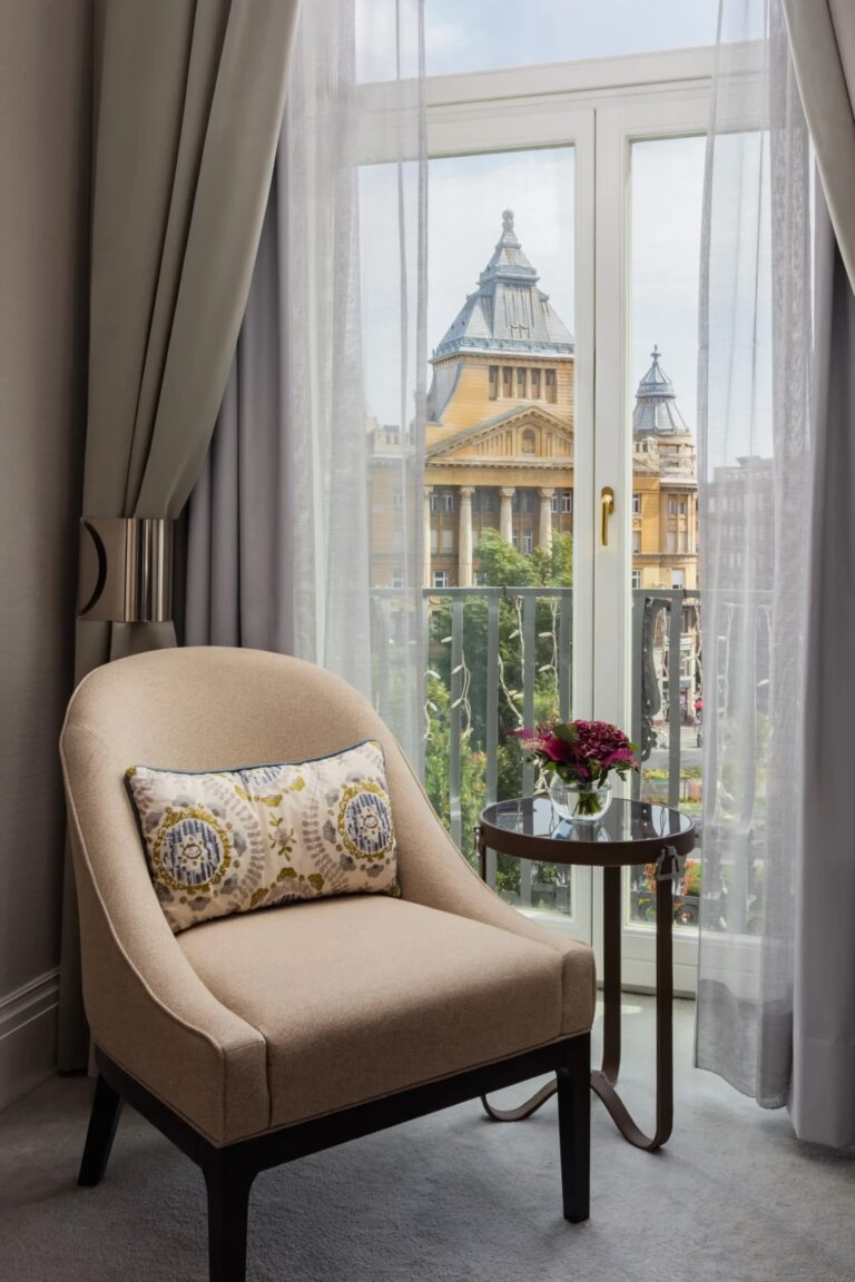 Club Suite window seat, Al Habtoor Palace Budapest