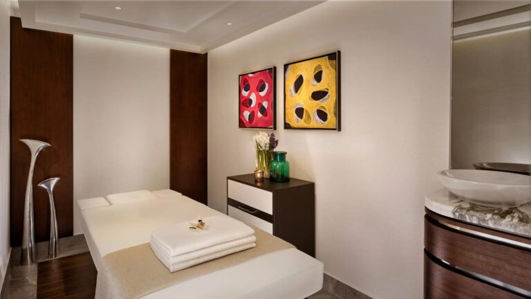 Spa treatment room, Al Habtoor Palace Budapest