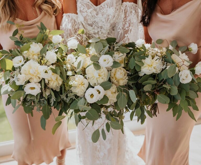 Bridesmaids holding white and green bouquets, Algarve Wedding Planners