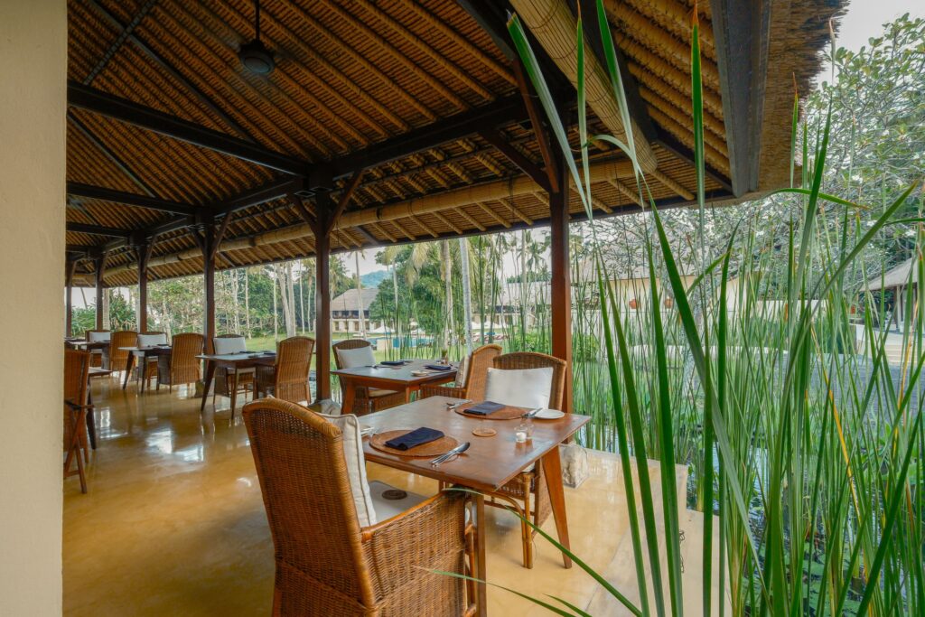 Dining and wellness on site