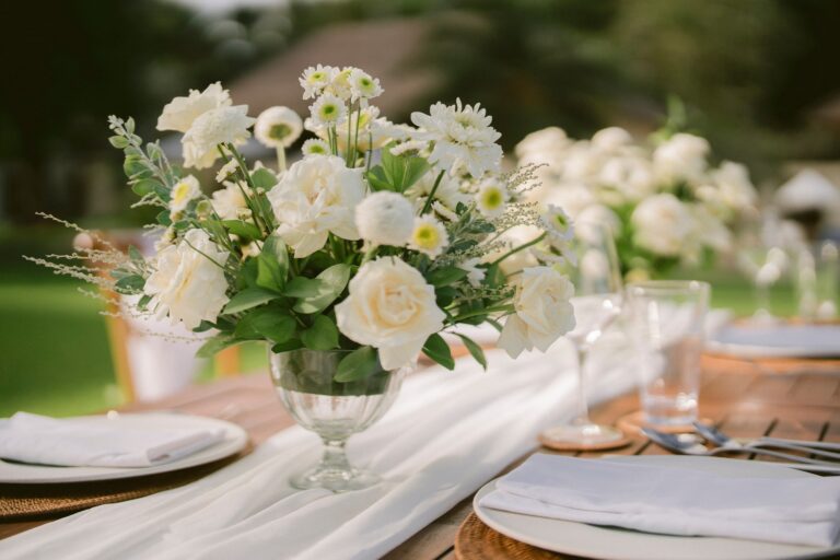 White blooms on a wedding table setting, Alila Manggis