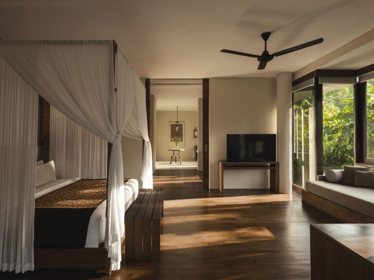Forest Edge villa living area, Alila Ubud