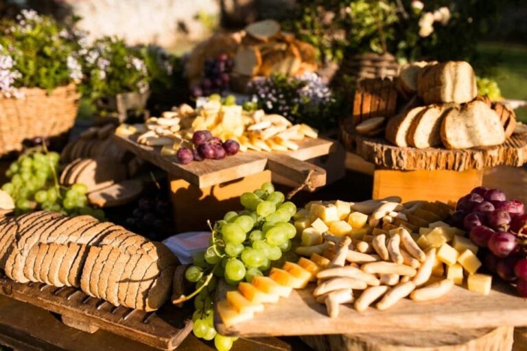 A table of Menorcan produce, Amagatay Menorca