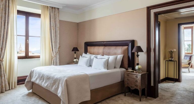 A Junior Suite, Anantara Palazzo Naiadi Rome Hotel
