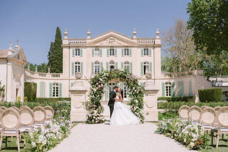 The garden ceremony — Chateau de Turreau, Provence, Andrea Gallucci Photography