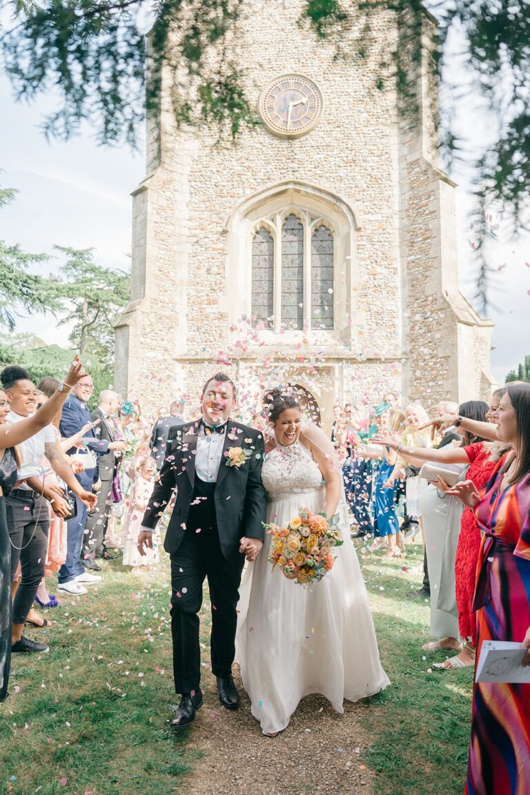 Confetti at the church door — United Kingdom, Andrea Gallucci Photography