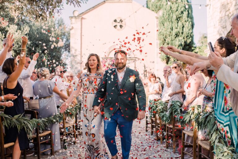 Confetti, and the walk back down the aisle, Andreas Markakis Photography