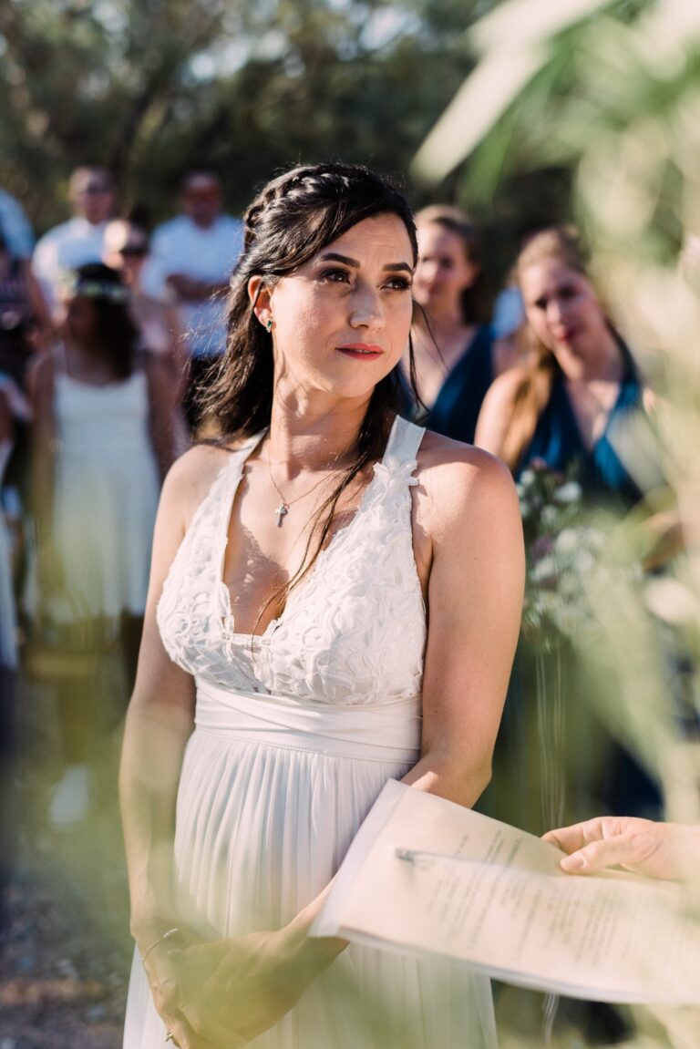 Vows, framed in olive branches, Andreas Markakis Photography