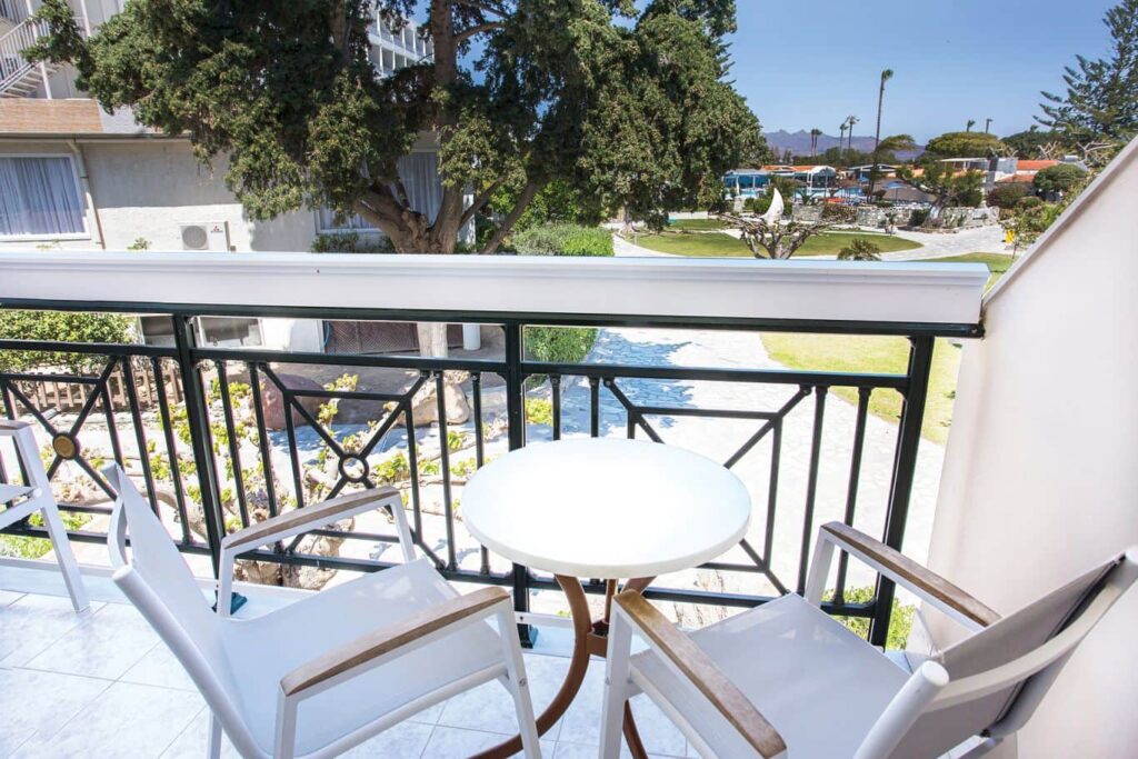 Deluxe Beachfront Bungalow