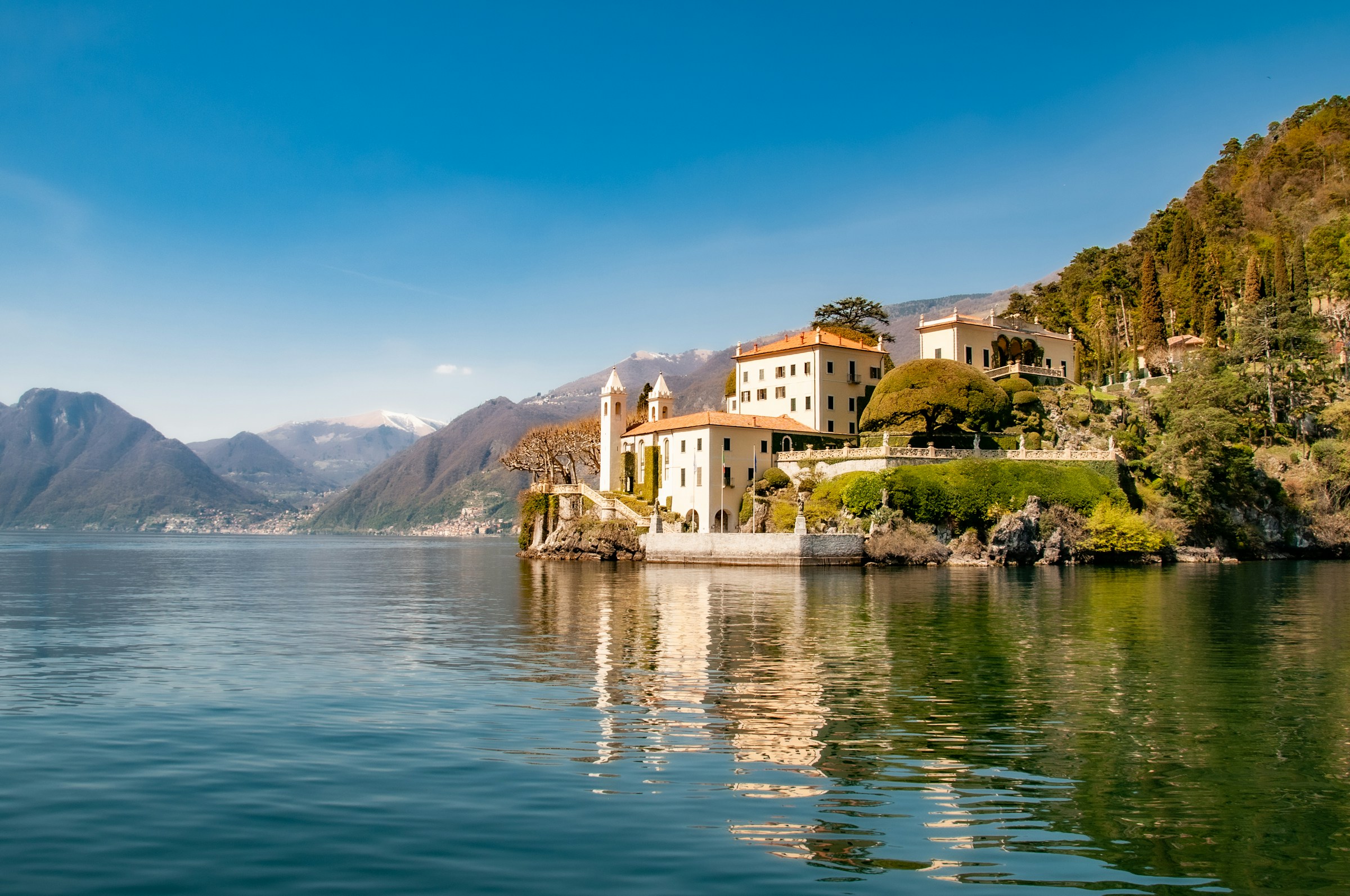 The Lake Como Wedding Atlas