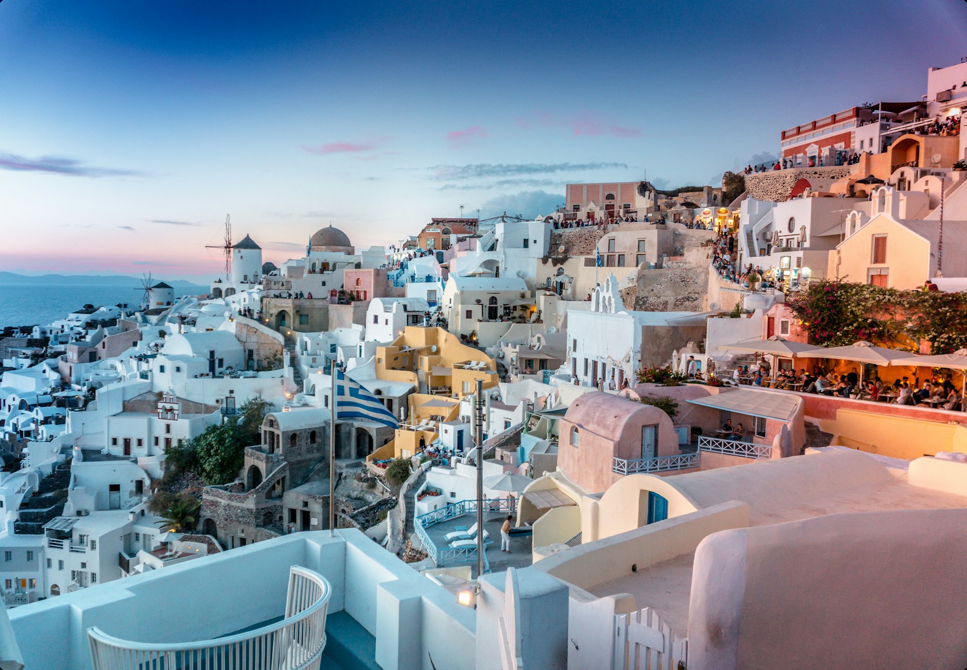 The Santorini Wedding Atlas