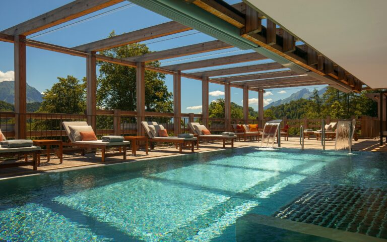 Waldhotel Spa, outdoor pool, Bürgenstock Resort Lake Lucerne