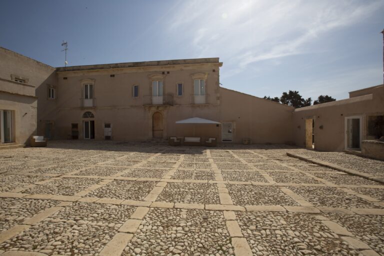 The cobbled courtyard of the baglio, Ballium Luxury Relais