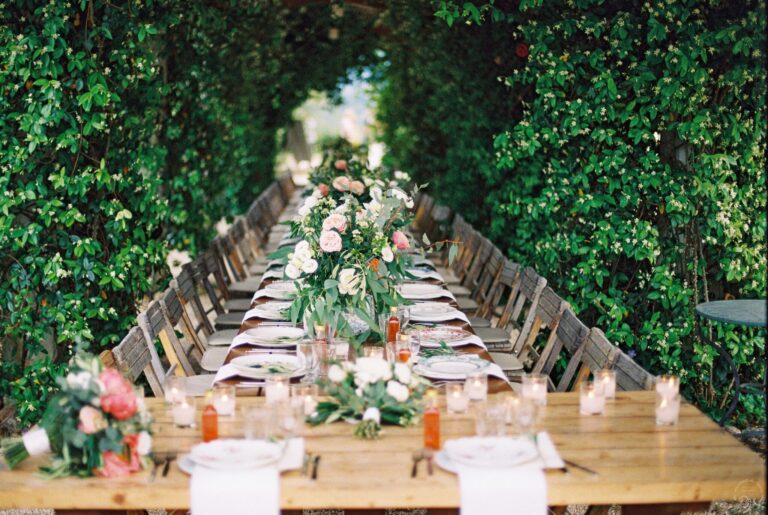 A long garden table dressed with peonies at Danilia Village, Corfu, Belli Momenti