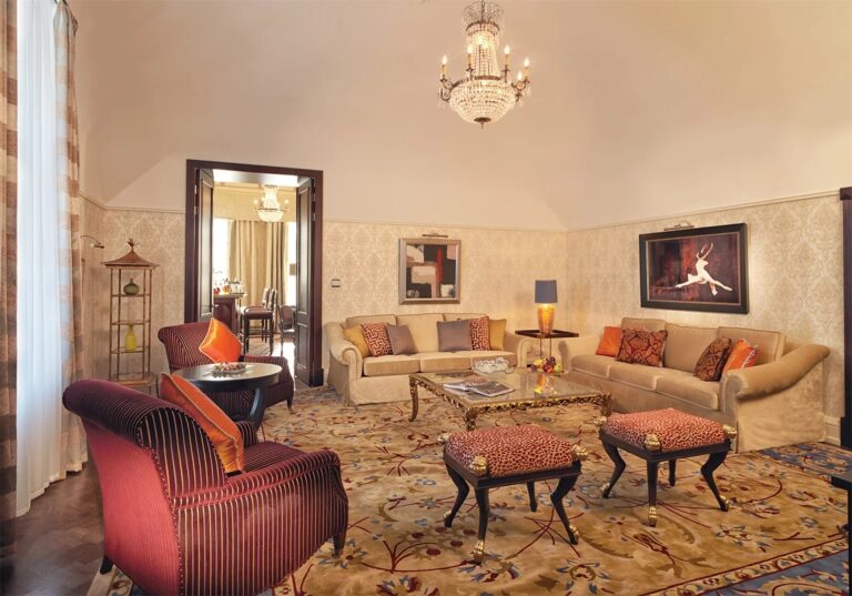 The Imperial Suite lounge, Belmond Grand Hotel Europe