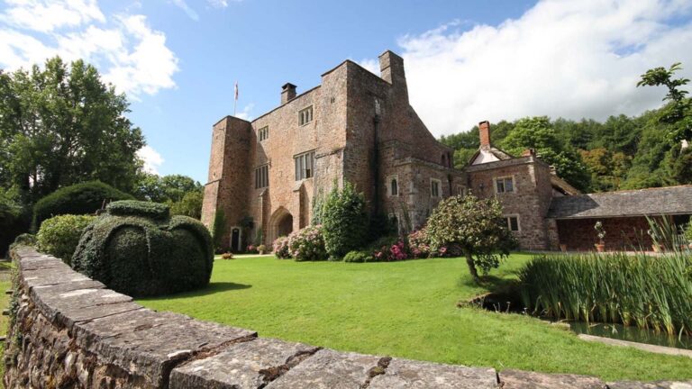 The Castle and Gardens, Bickleigh Castle