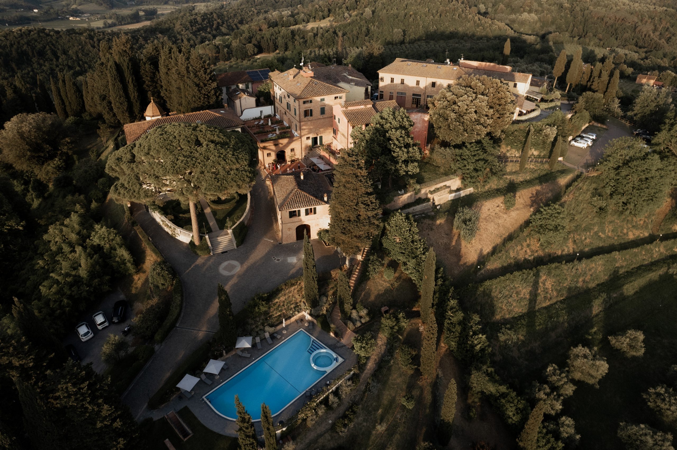 The hamlet and its pool from above, Borgo Bucciano