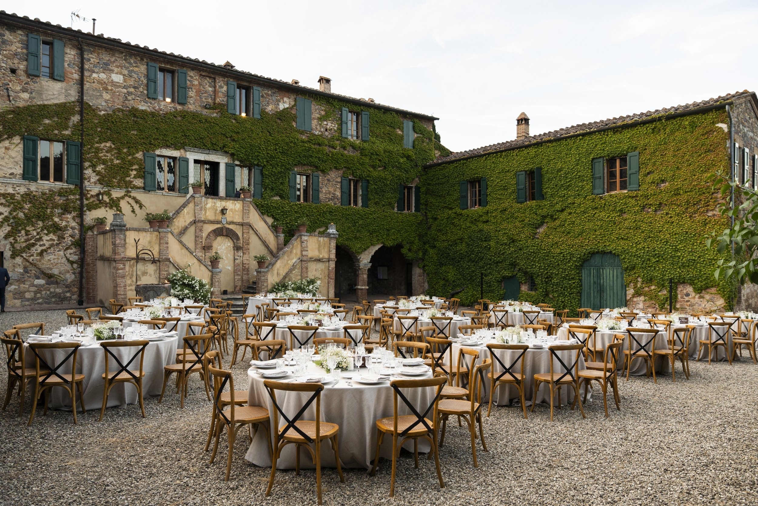 A Courtyard Banquet by Day, Borgo di Recenza