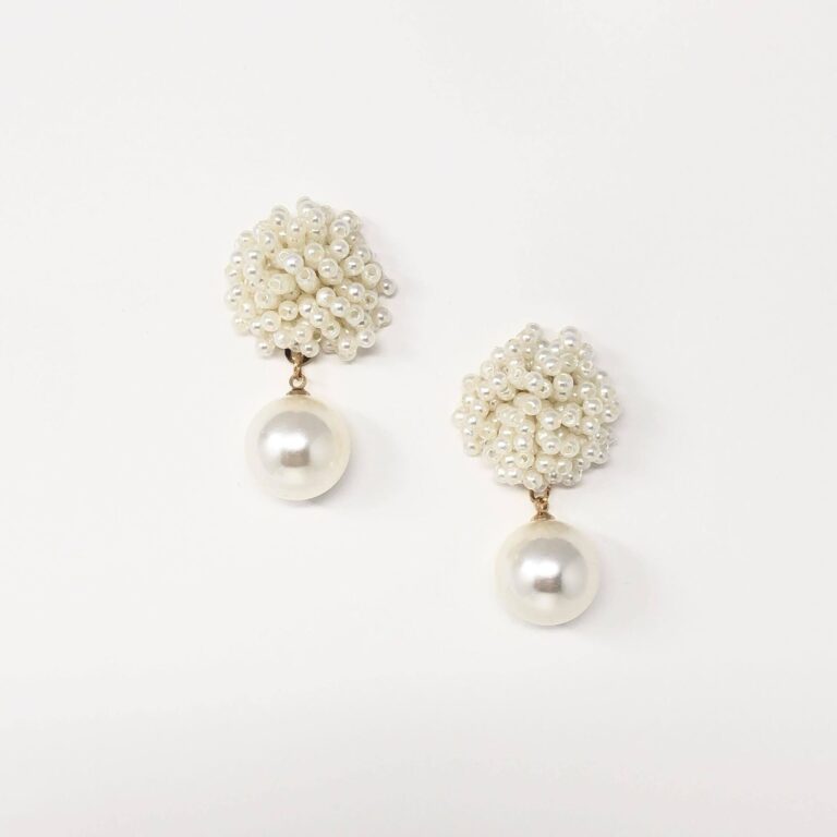 Bridal accessories and styling by Botias Accessories