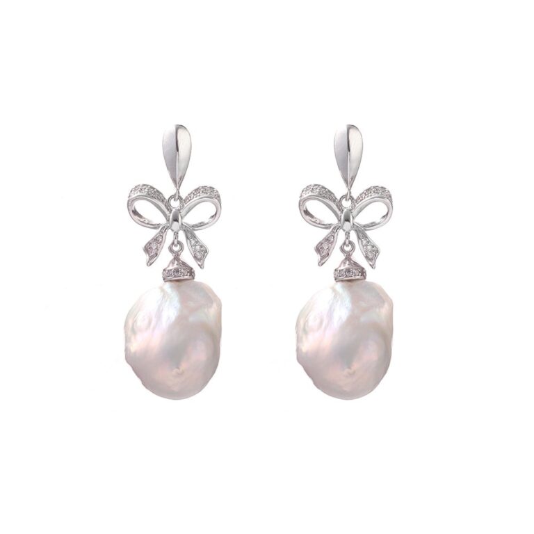 Bridal accessories and styling by Botias Accessories