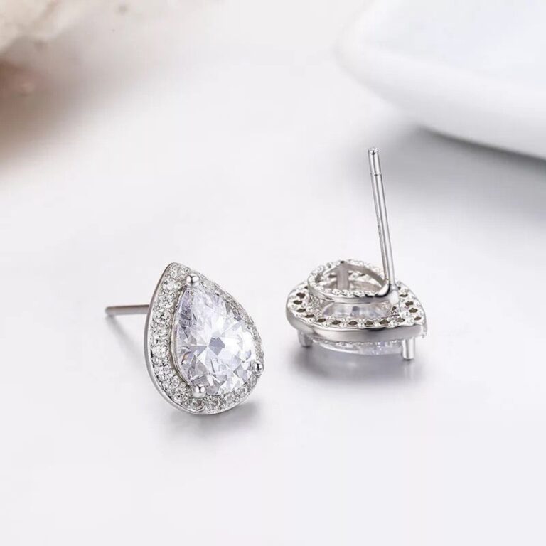 Bridal accessories and styling by Botias Accessories