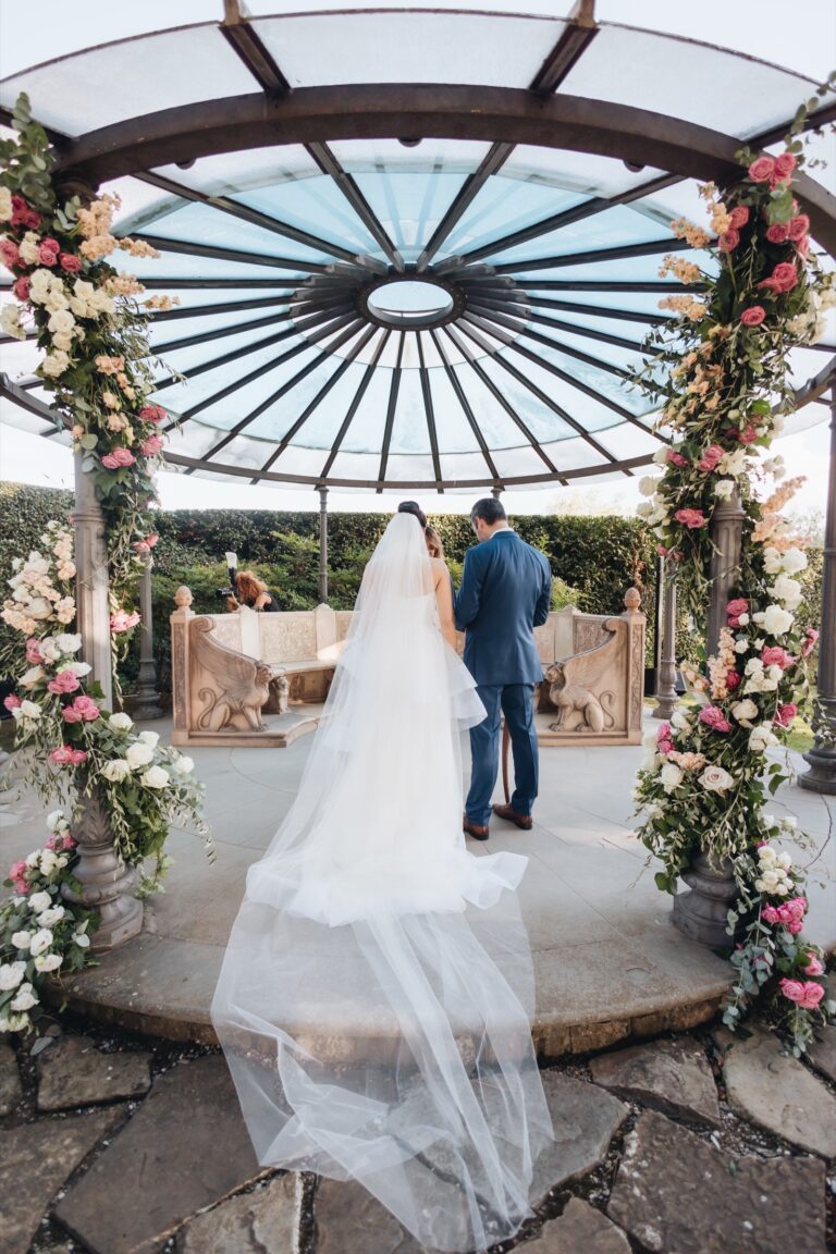 A ceremony beneath the glass pavilion, Villa Olmi, Florence, Bottega dei fiori