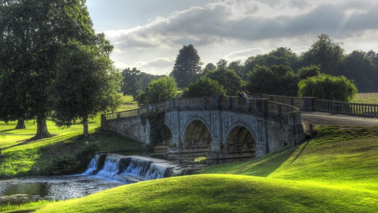 The Broadwater and the Paine Bridge