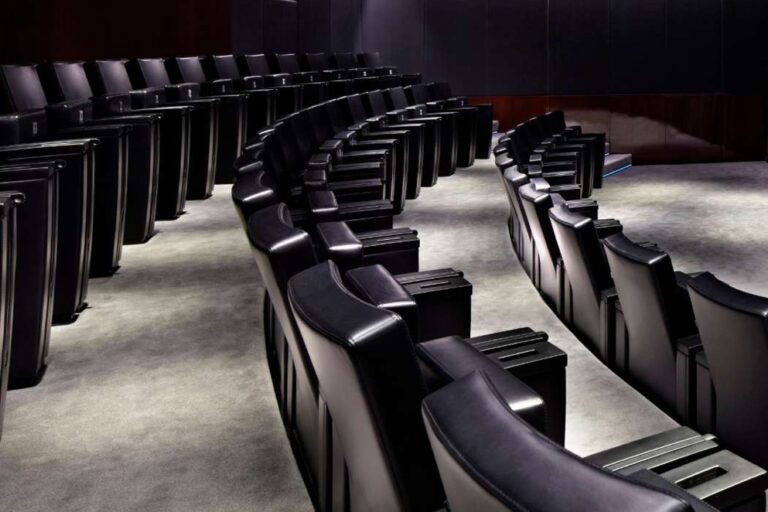 Private Cinema