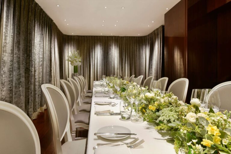 The private dining room at Bulgari Hotel London