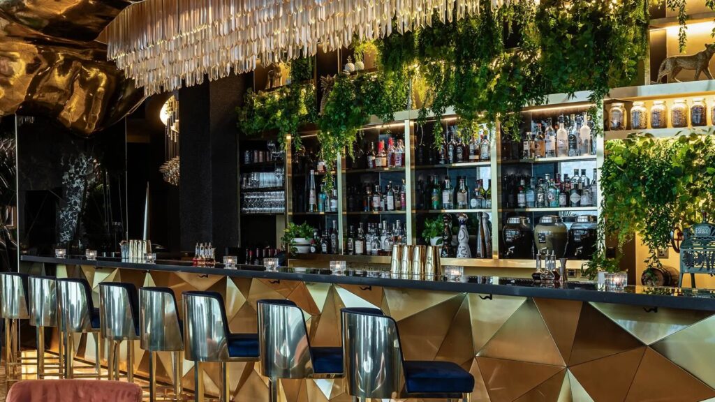 The bar at Gilt, Burj Al Arab Jumeirah
