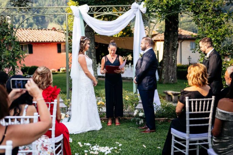 A symbolic ceremony beneath the estate's trees, Burlamacchi Villas