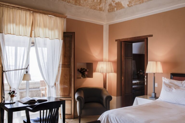 A Sea-View Bedroom, Ca' P'a Casa Privata