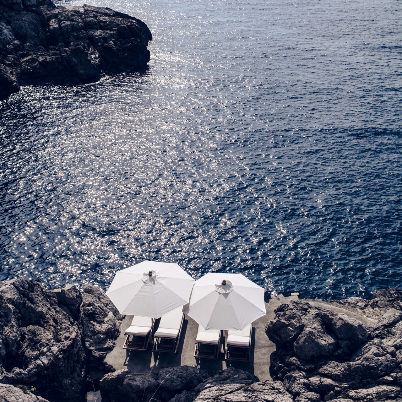 Umbrellas Above the Tyrrhenian, Ca' P'a Casa Privata