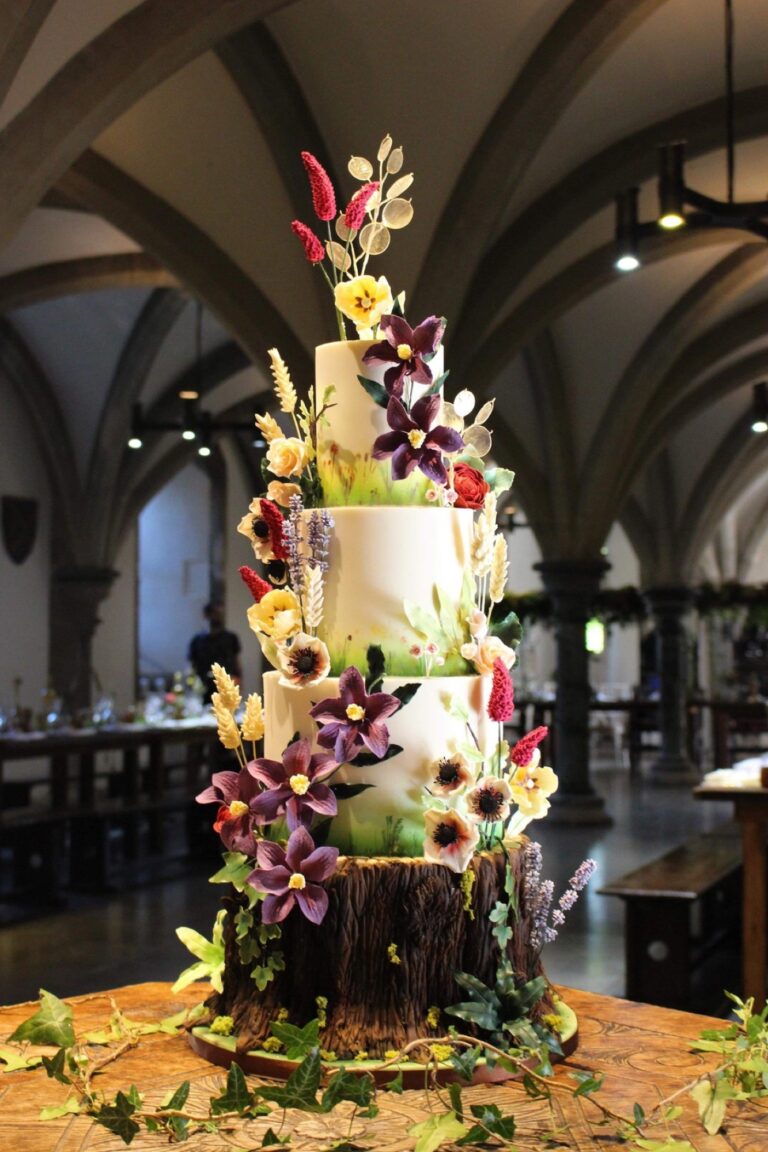 Wedding cake by Cake Design by Holly Miller