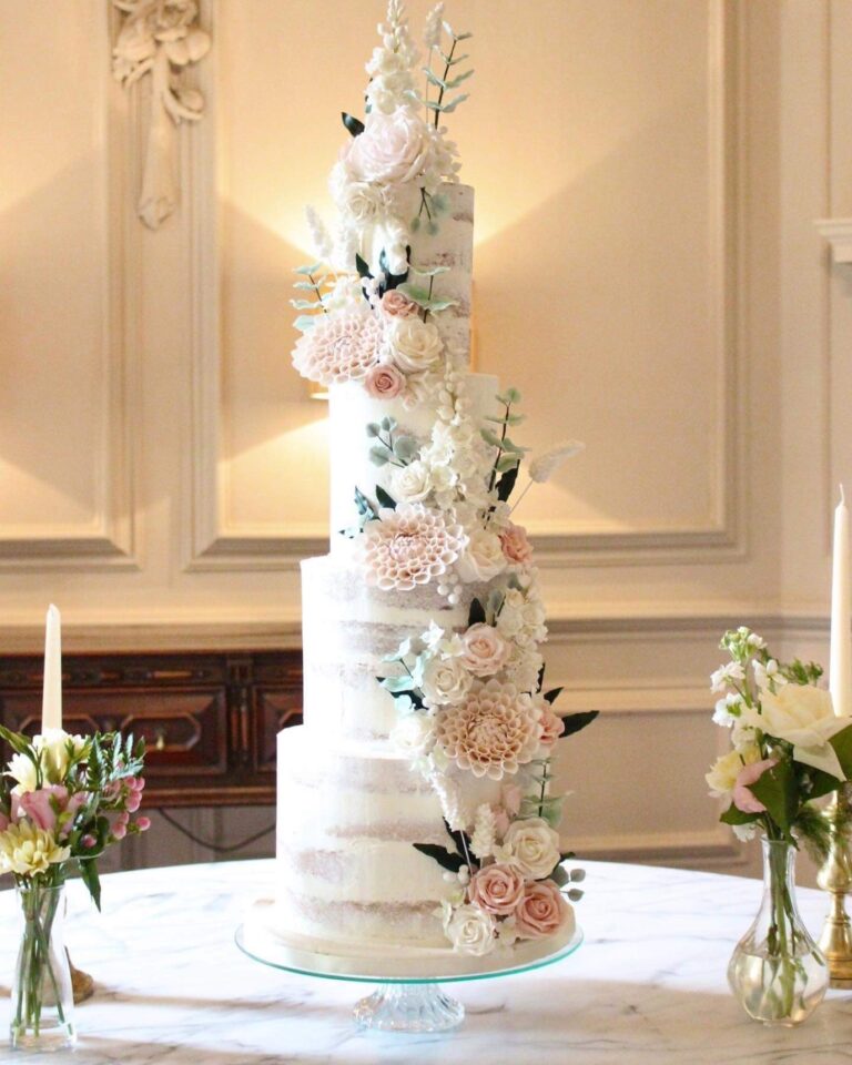 Wedding cake by Cake Design by Holly Miller