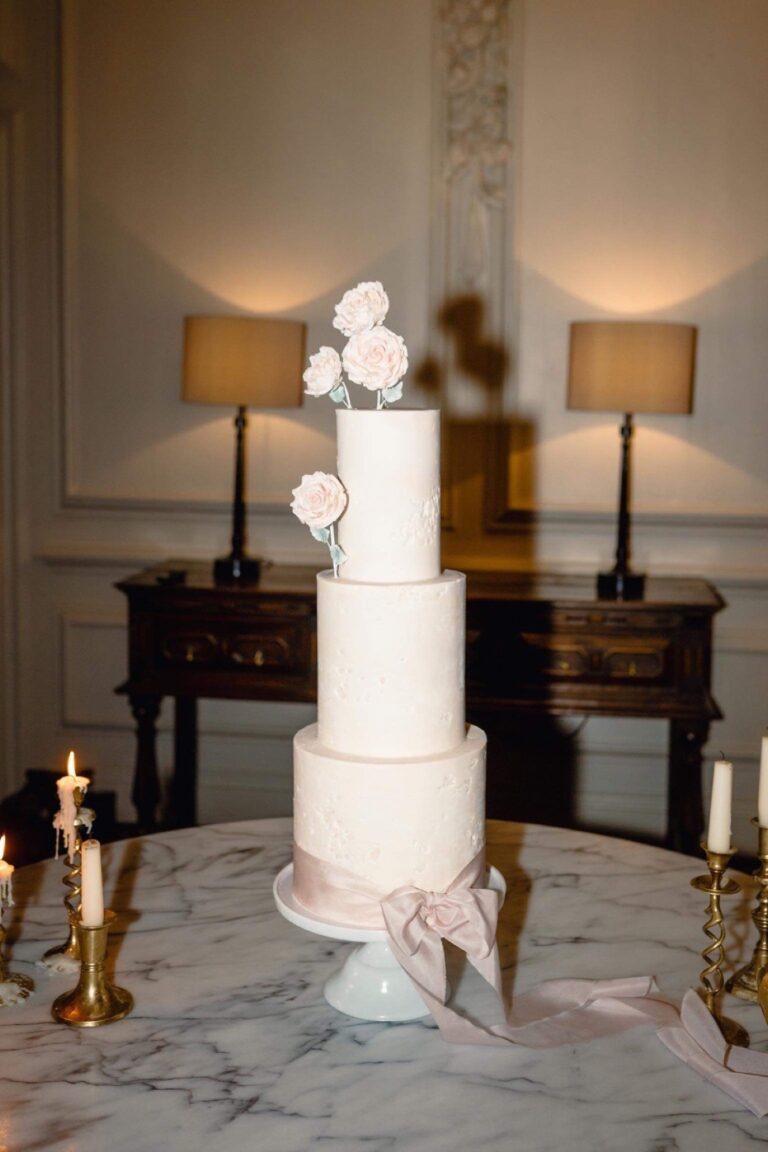 Wedding cake by Cake Design by Holly Miller