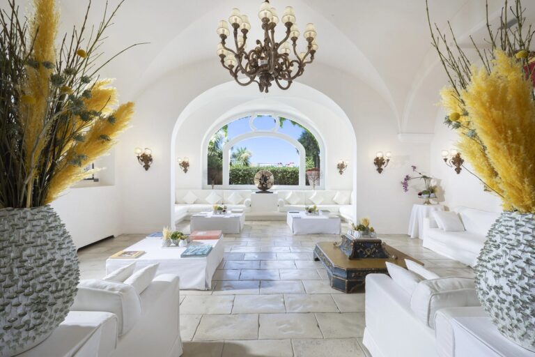 Arched lounge with a chandelier, Capri Palace Jumeirah