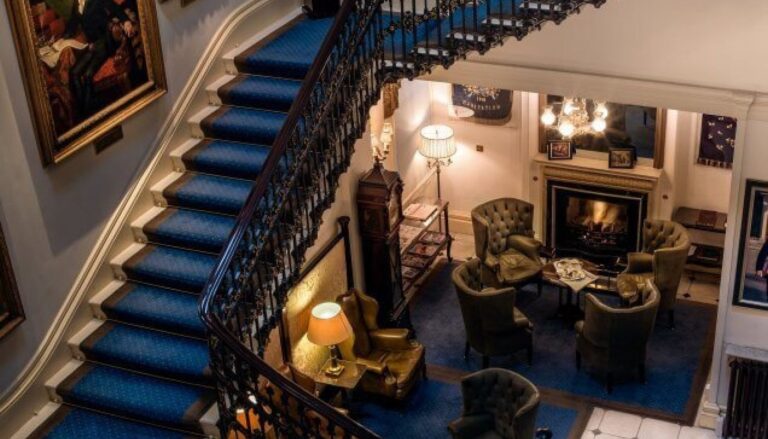 , Carlton Club