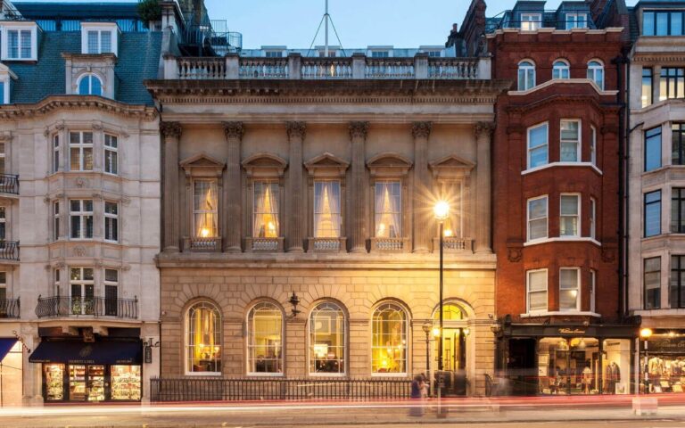 , Carlton Club