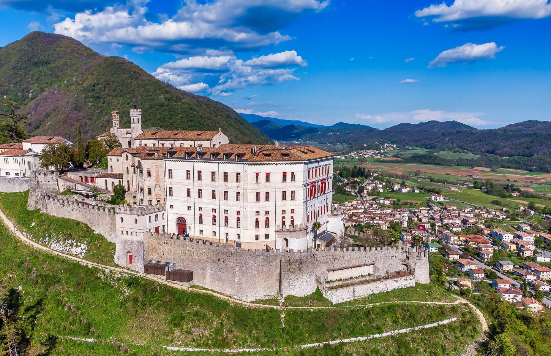 Castel Brando