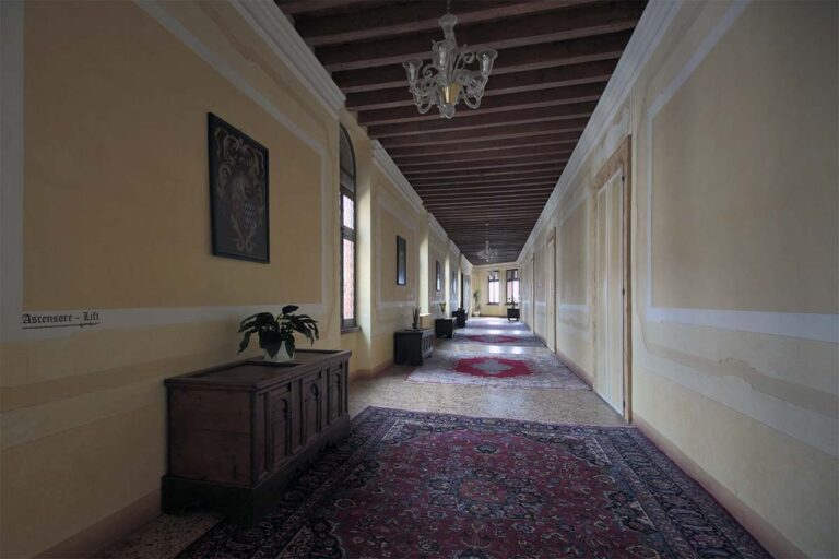 A gallery corridor, Castel Brando
