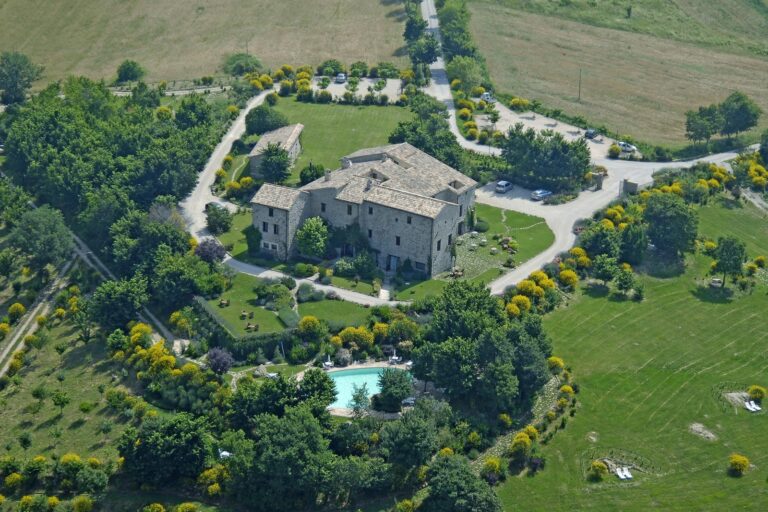 The Estate and Grounds, Castello di Petrata
