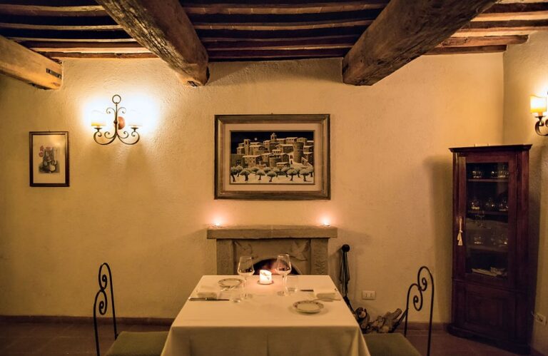 Sala Primavera, Castello di Petrata