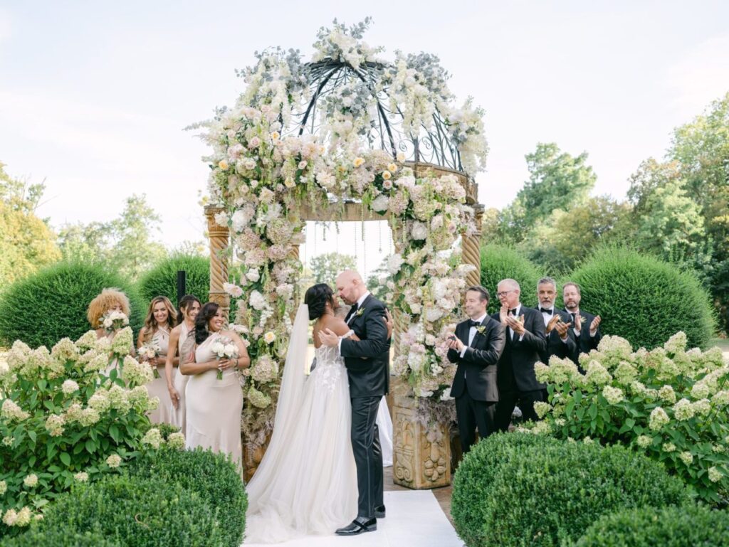 Ceremonies in the gardens, the chapel or the village church